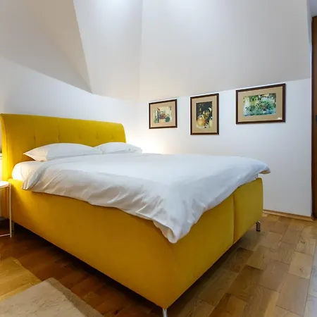 Apartment Jezerska With Jacuzzi & Pool