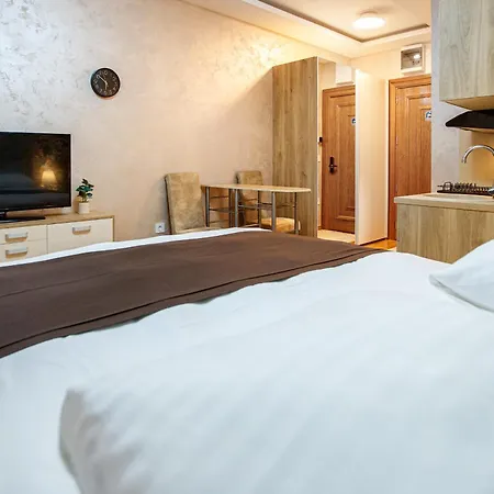 Jezerska With Jacuzzi & Pool * Palic